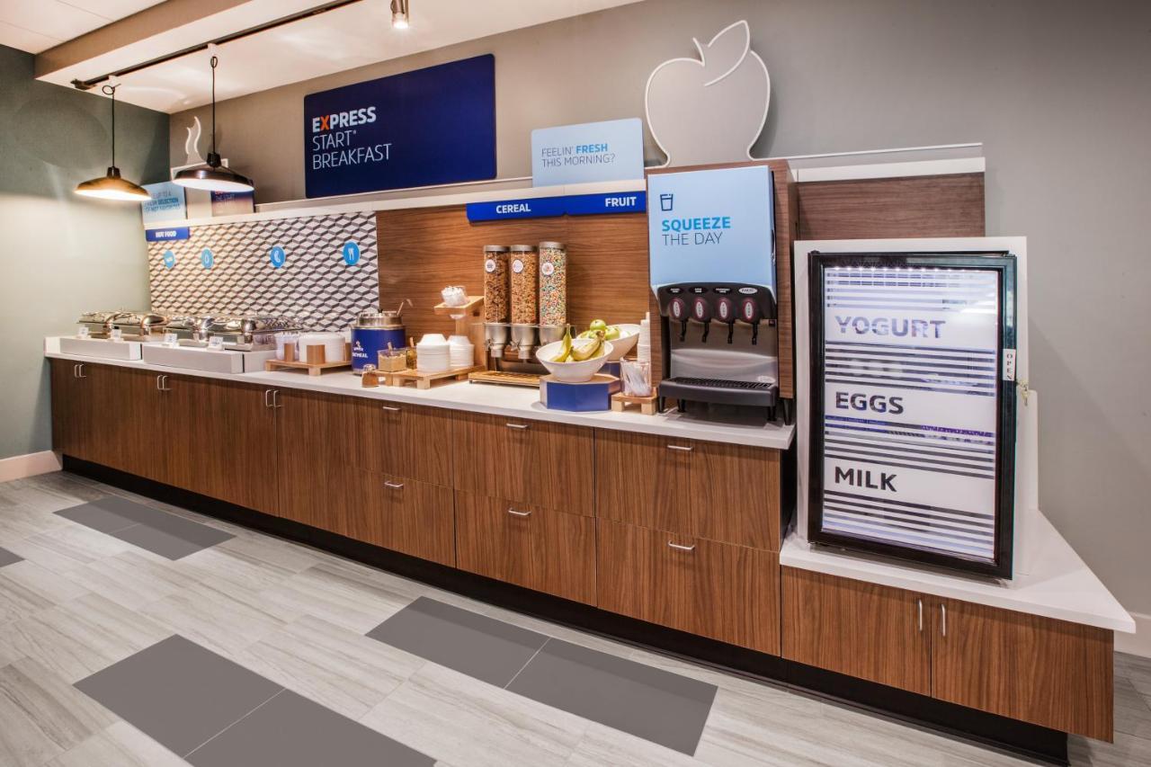 Holiday Inn Express & Suites - Goodland I-70 By Ihg Dış mekan fotoğraf