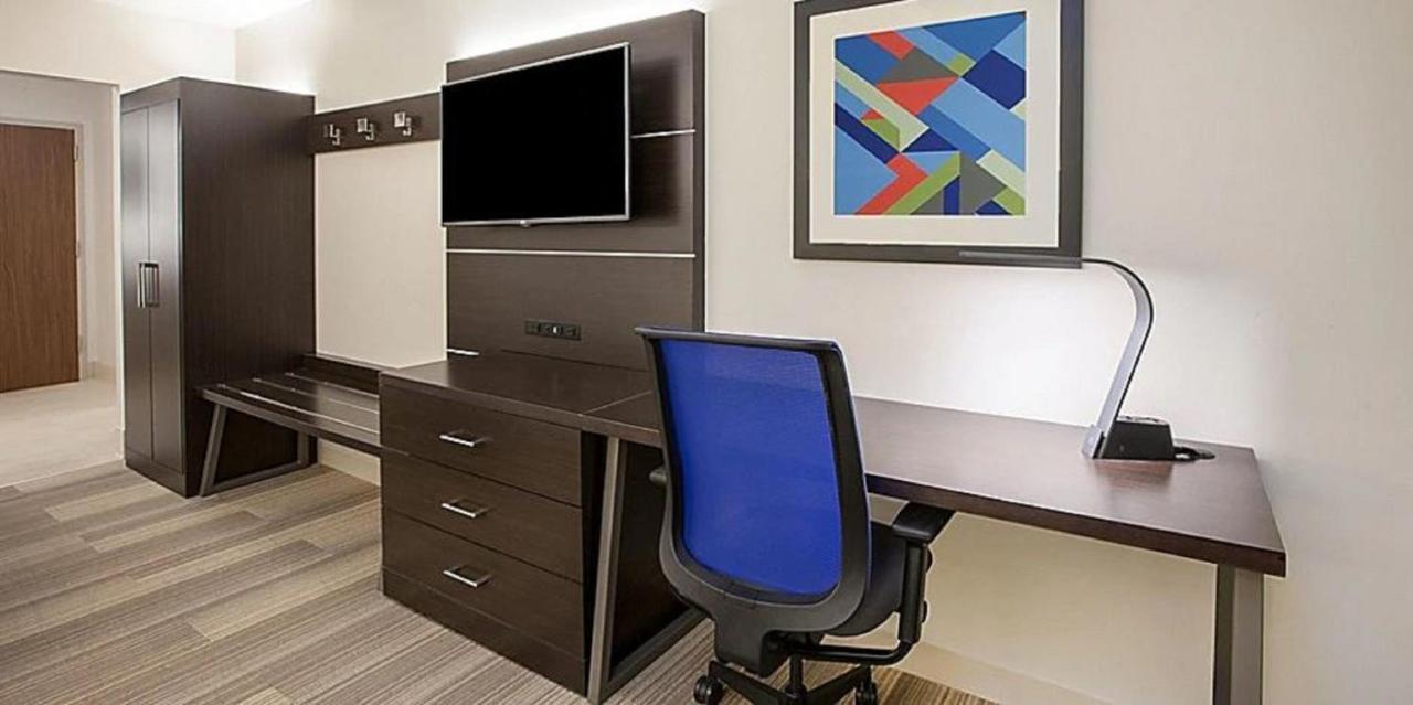 Holiday Inn Express & Suites - Goodland I-70 By Ihg Dış mekan fotoğraf